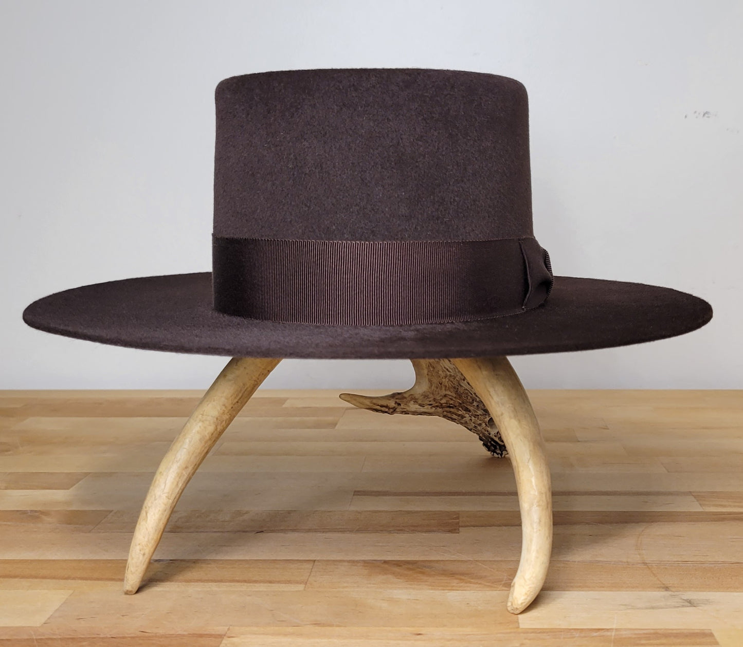 The Faith Wide Brim Telescopic Hat