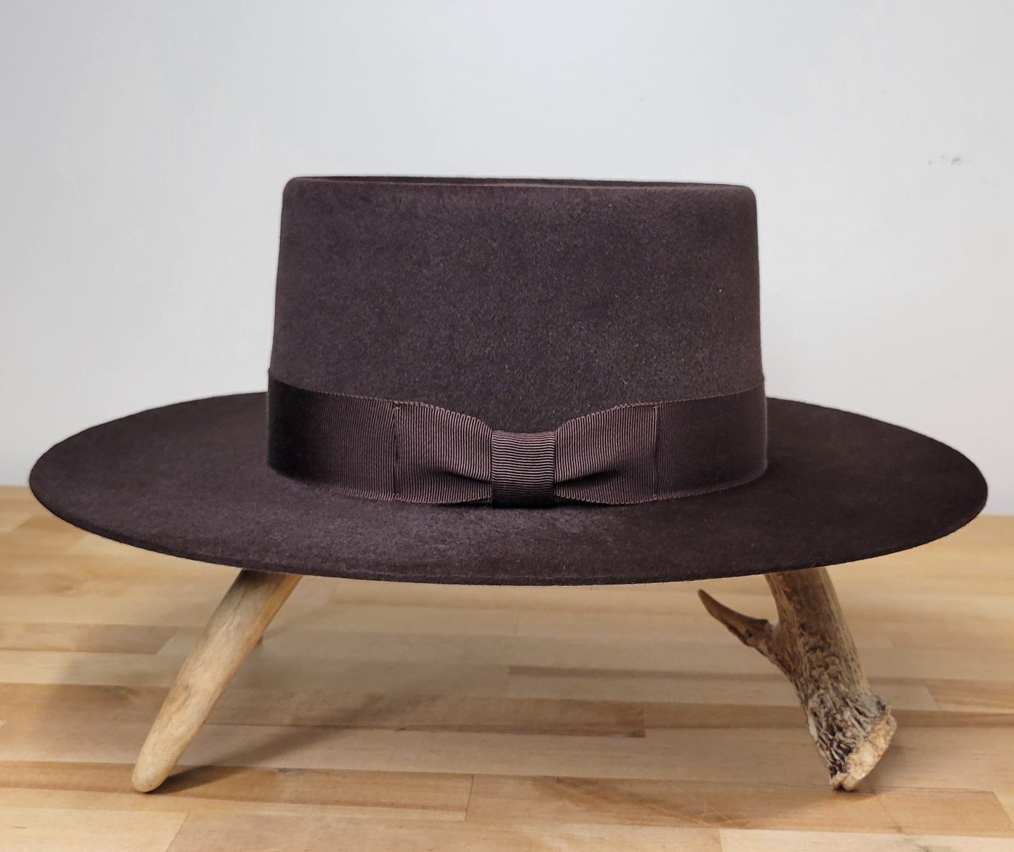 The Faith Wide Brim Telescopic Hat