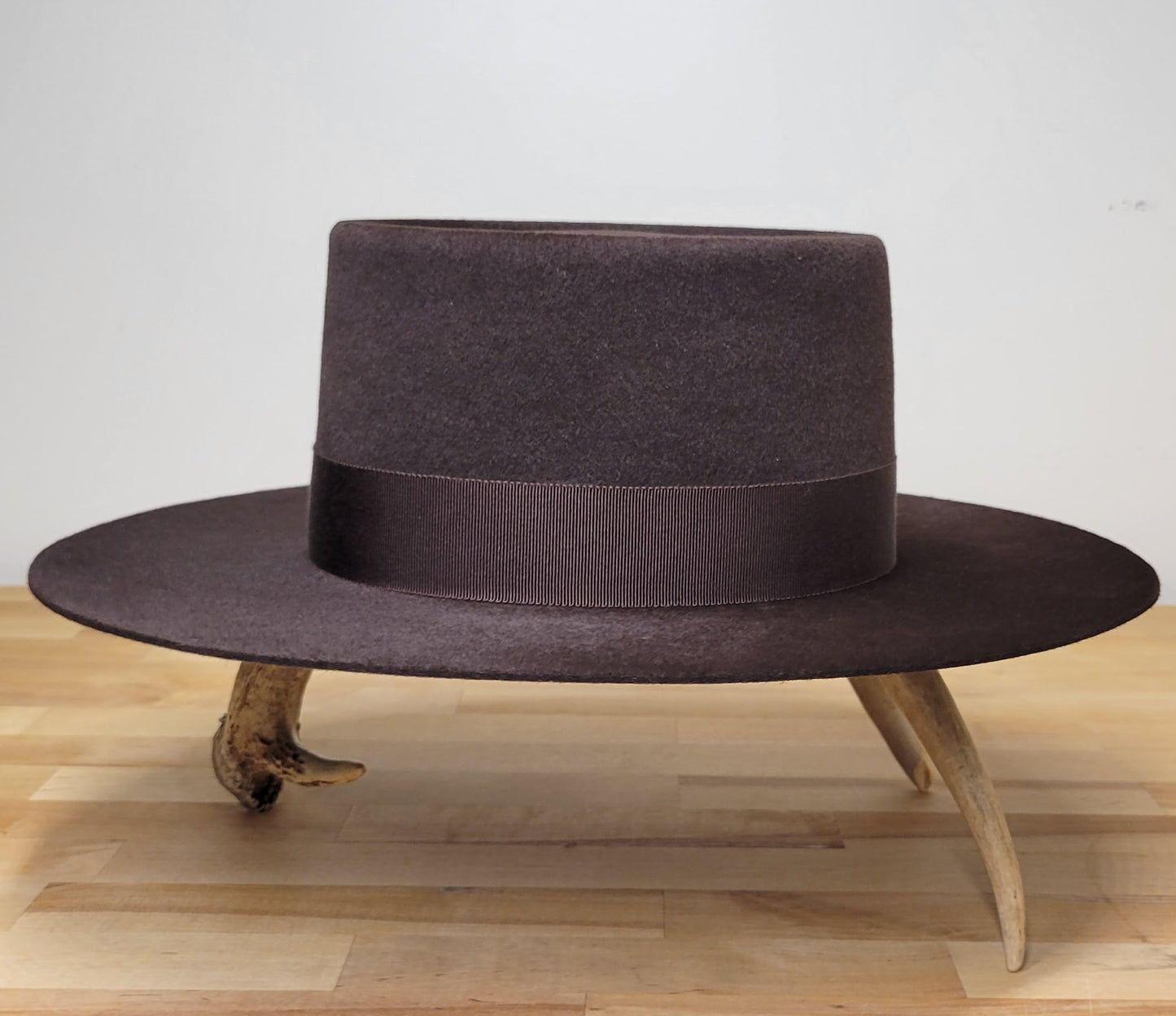 The Faith Wide Brim Telescopic Hat