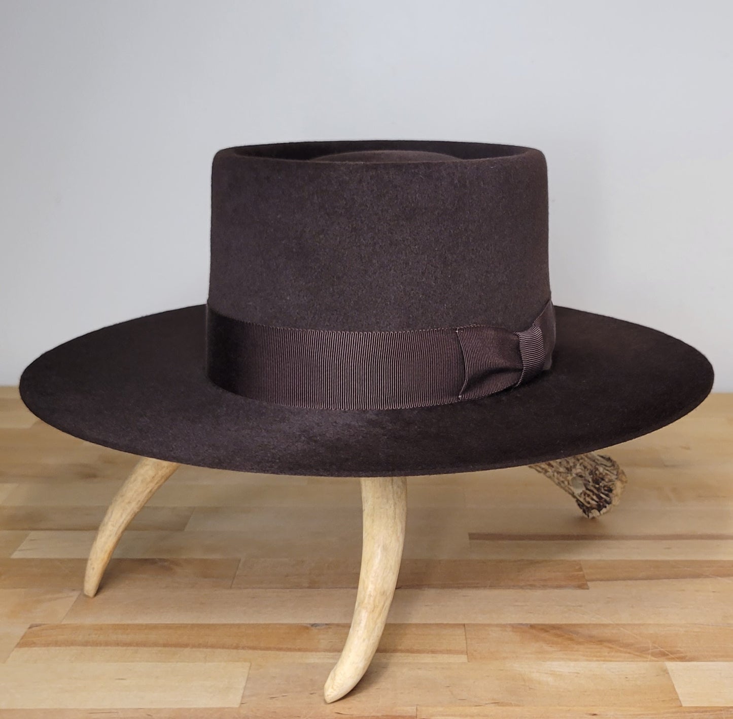 The Faith Wide Brim Telescopic Hat