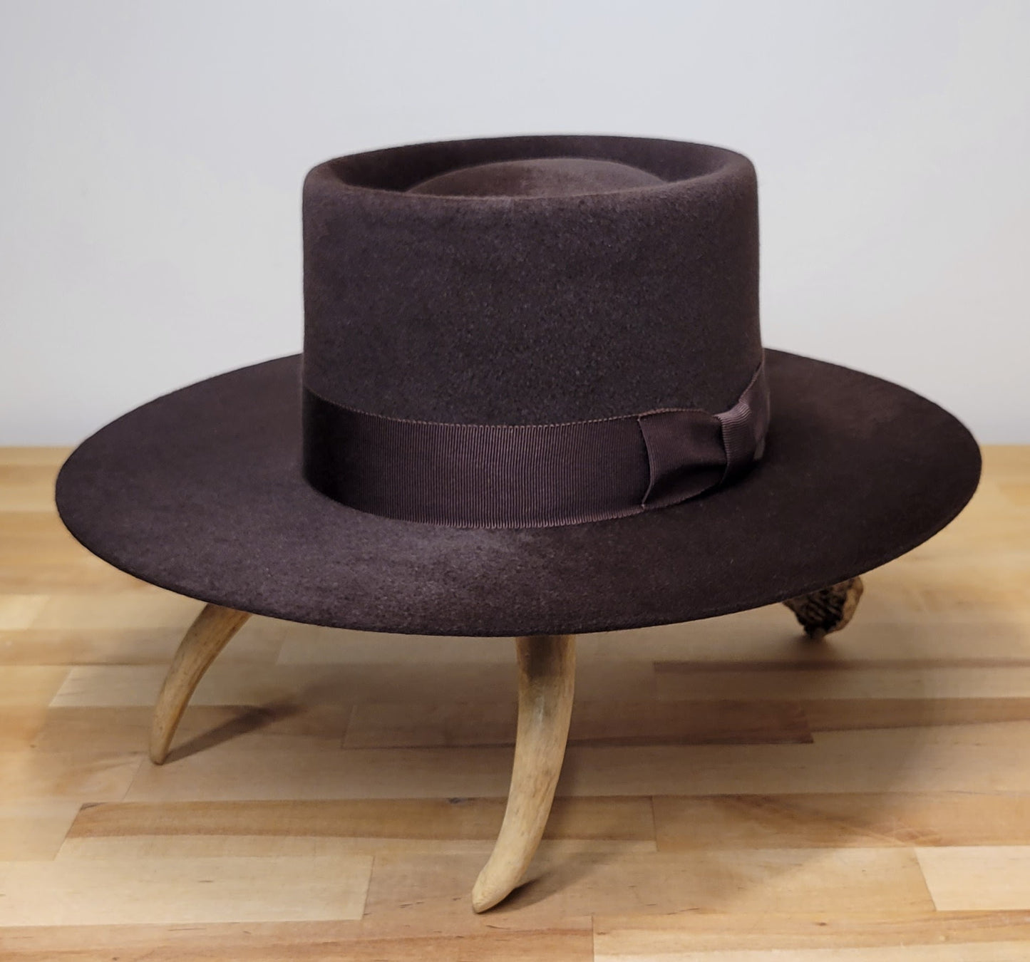 The Faith Wide Brim Telescopic Hat