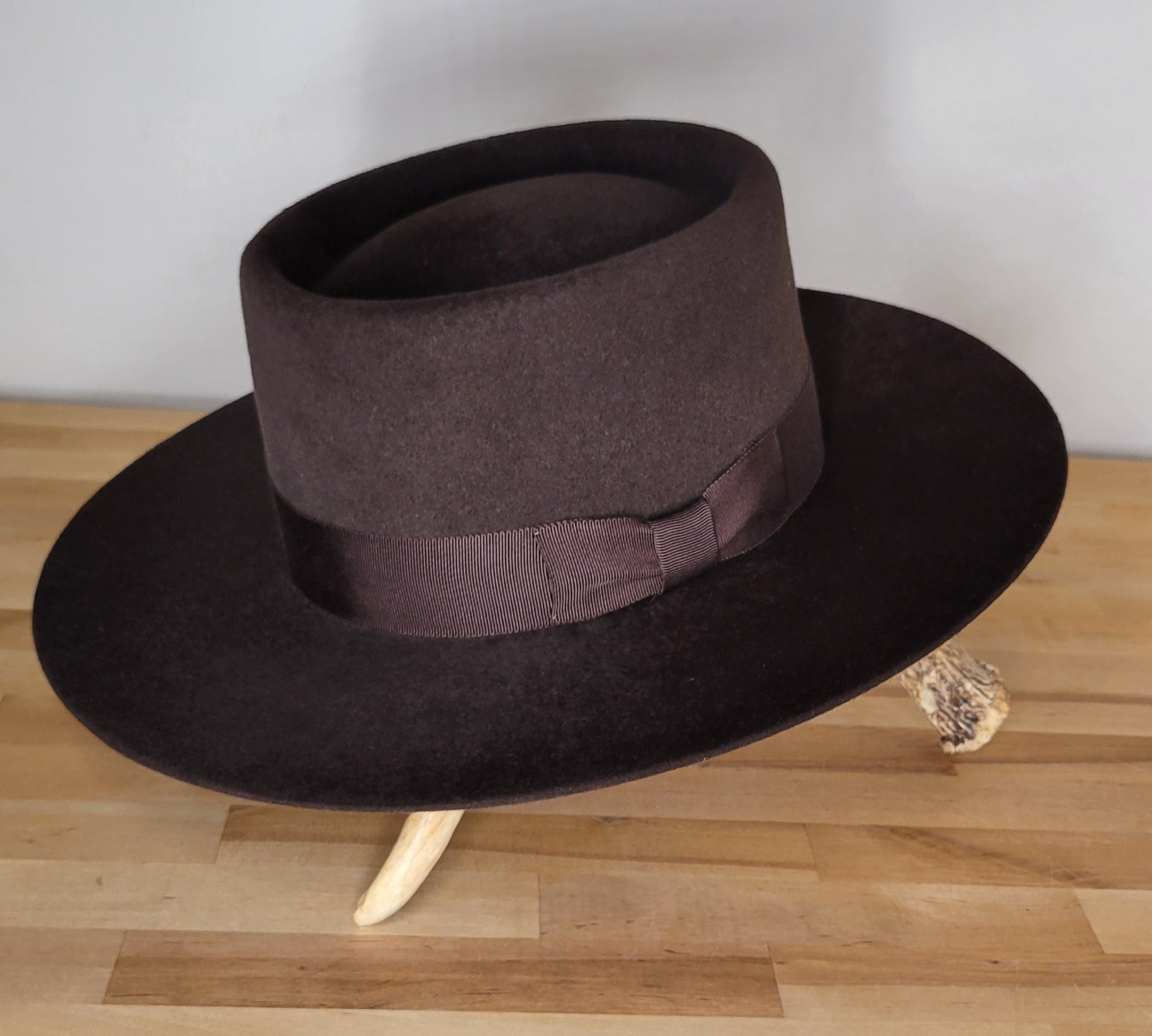 The Faith Wide Brim Telescopic Hat